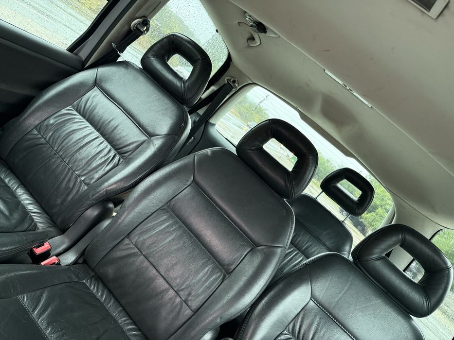 Vând Seat Alhambra 1.9   131