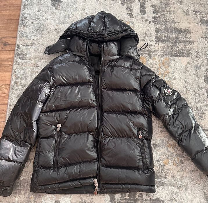 Geaca Moncler neagra marime M