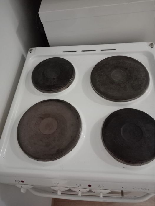 Электрическая плита