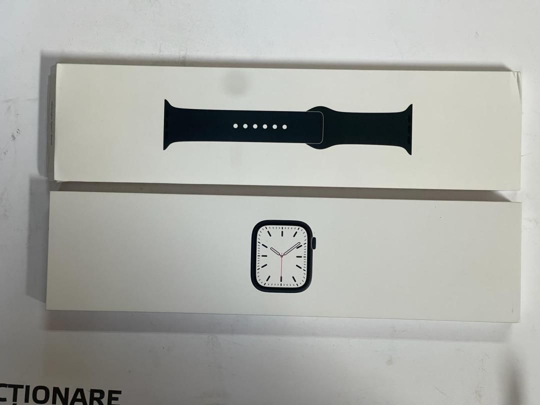 Apple Watch 7, GPS, Carcasa Midnight Aluminium 45mm -P-