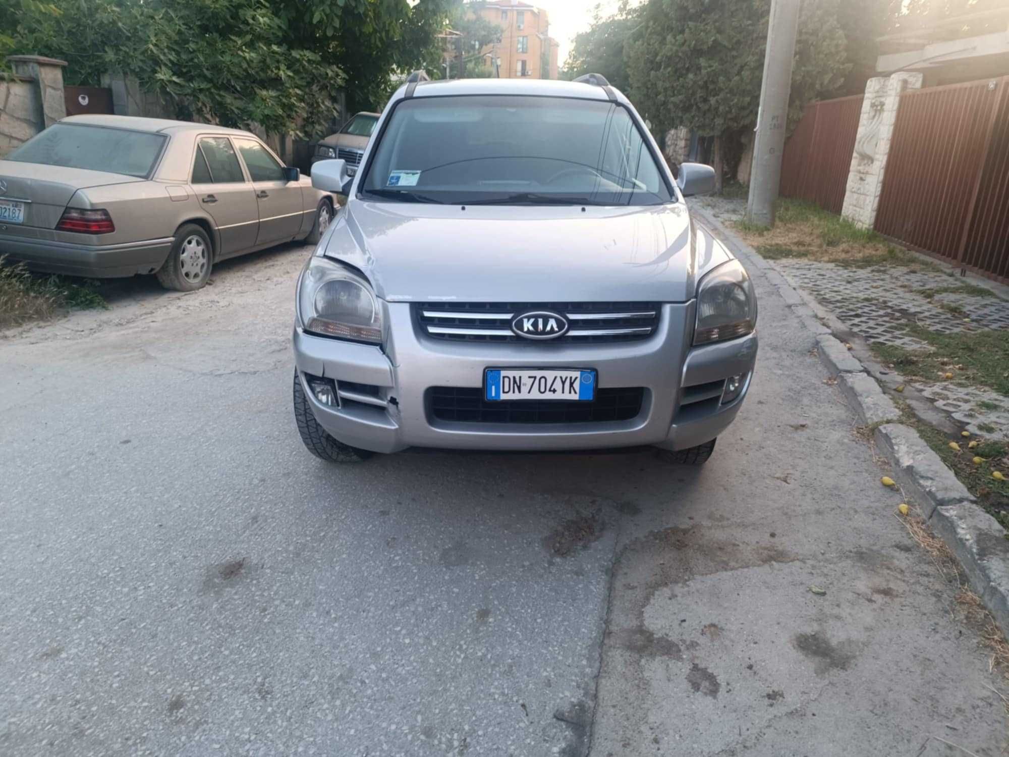 Kia Sportage 2.0 CRDI На части.