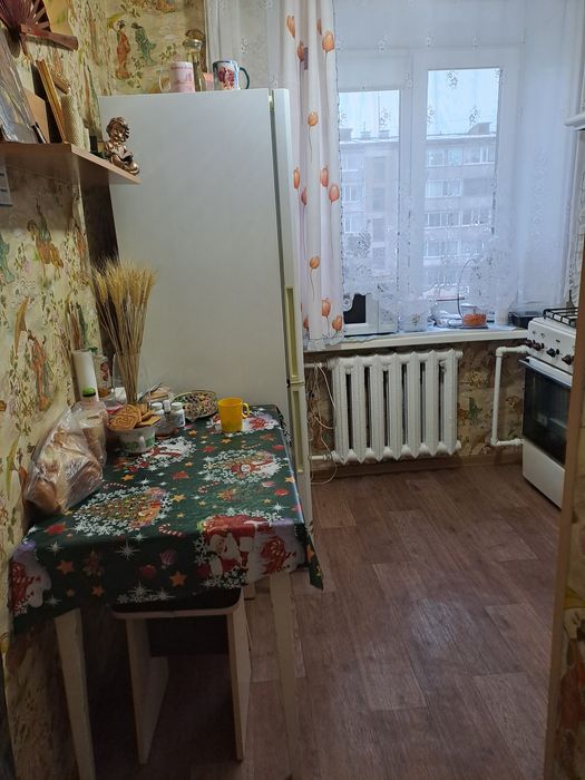 Продам 3 комнатную