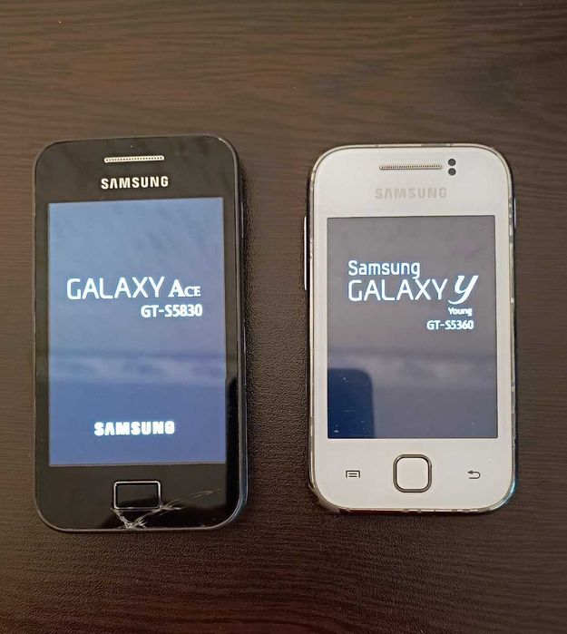 Samsung Galaxy Ace и Samsung Galaxy Y