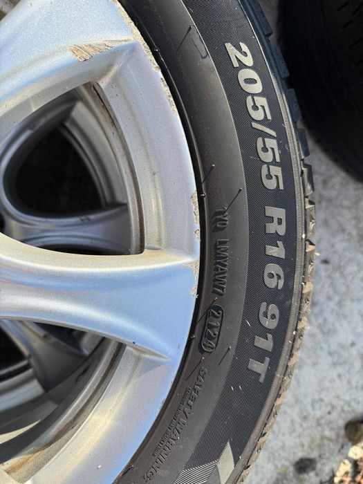 Cauciucuri iarna KUMHO WP52 205 55 R16 DOT 2024 ca noi, 2 BUC