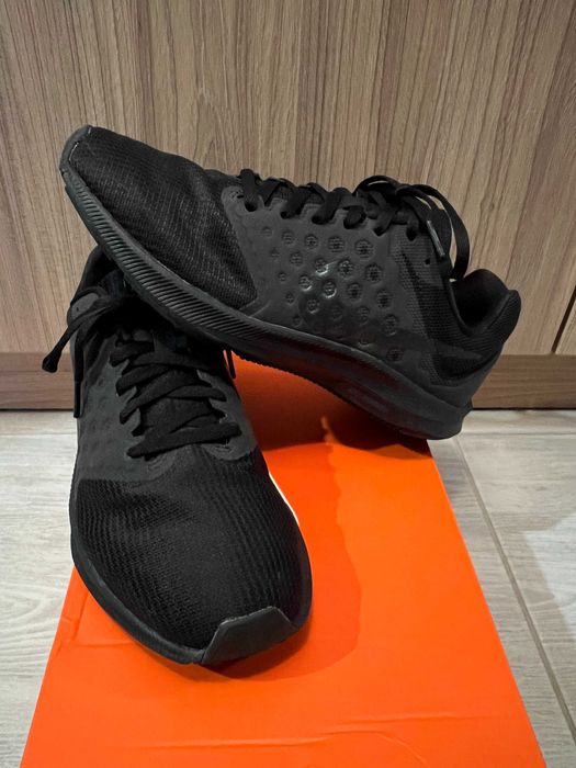 nike DOWNSHIFTER 7 дамски , женски маратонки номер 37,5