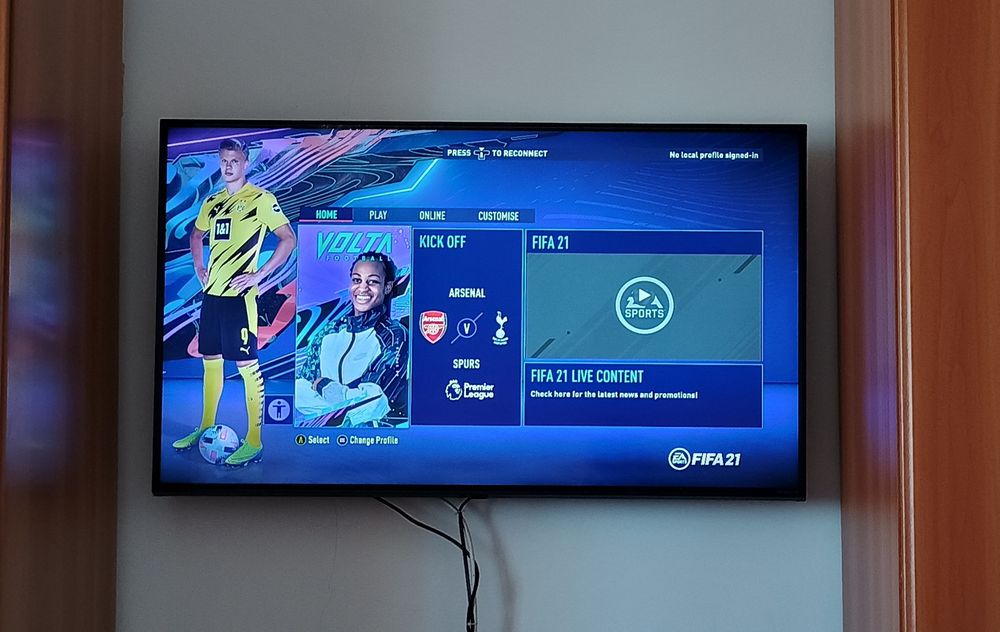 Xbox One 2TB + 2 manete + 3 jocuri