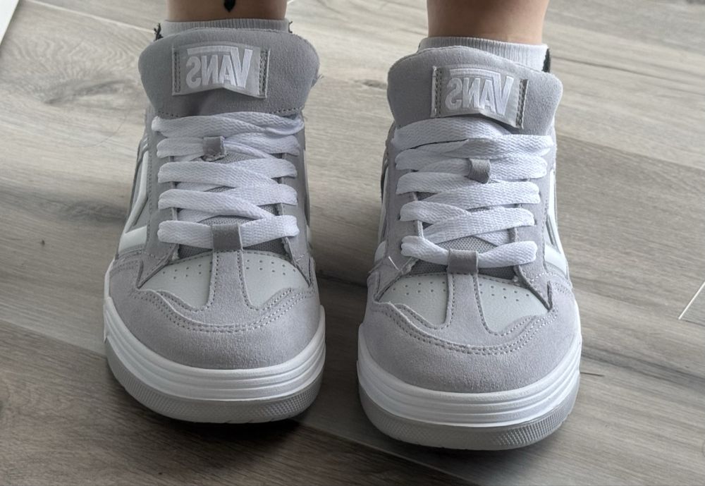 Чисто нови Vans Upland 42 номер