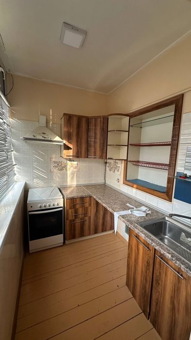 Срочно Продается Квартира в 77 серии дома