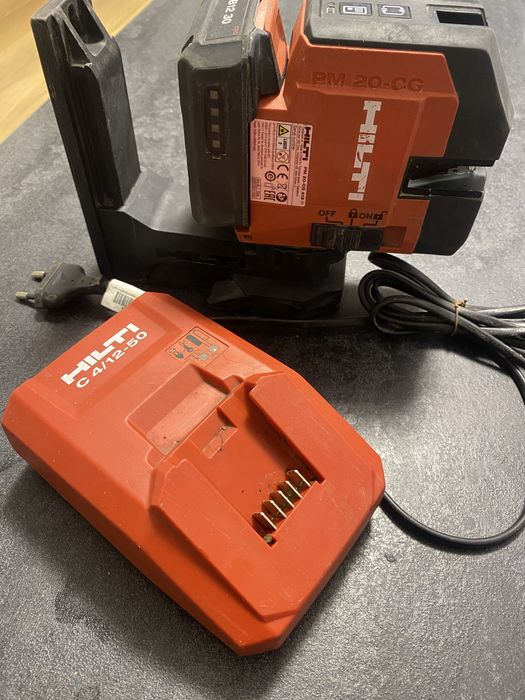 Nivela laser HILTI PM20 -CG A12, an 2022