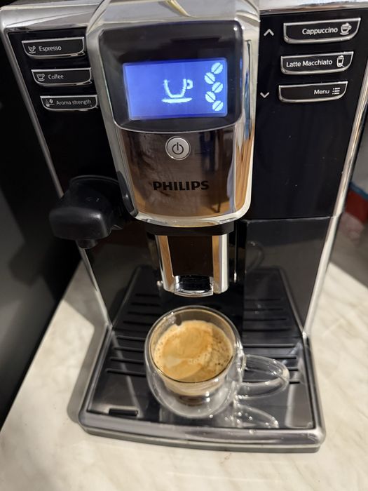 Кафе машина Philips Series 5000