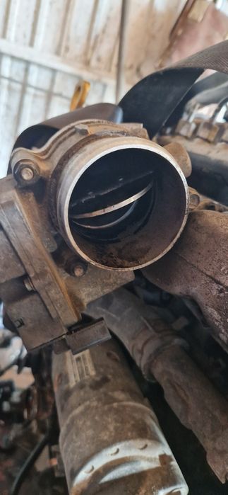 Vând clapeta acceleratie santa fe 2.2