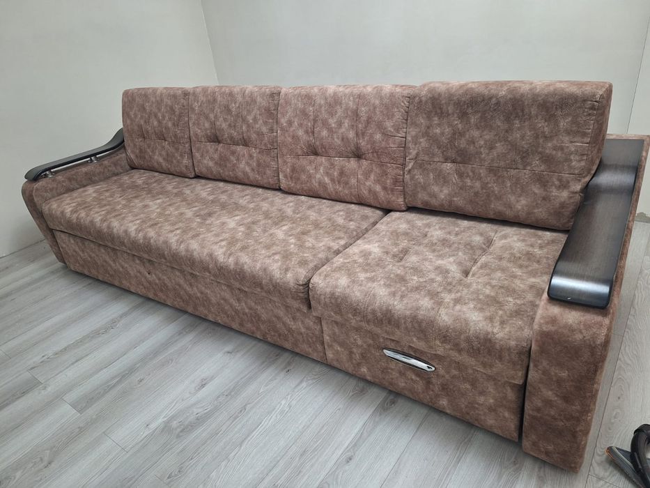 Диван, б/у в отличном состоянии