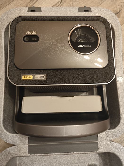 Проектор Hisence Vidda C3S