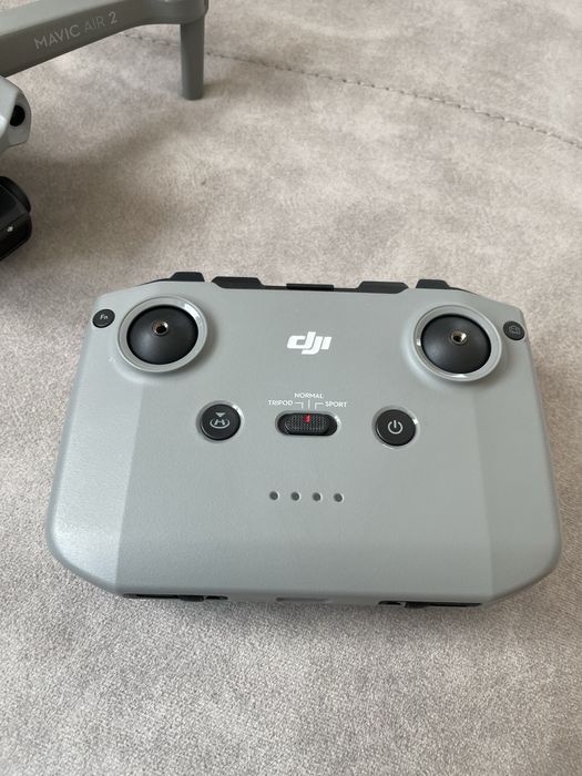 Дрон DJI Mavic Air 2 Fly more combo