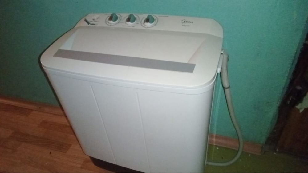 Продам стиральную машину