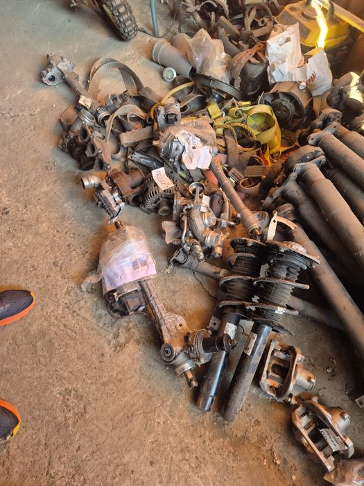 Vând bare față/spate de bmw diferite modele