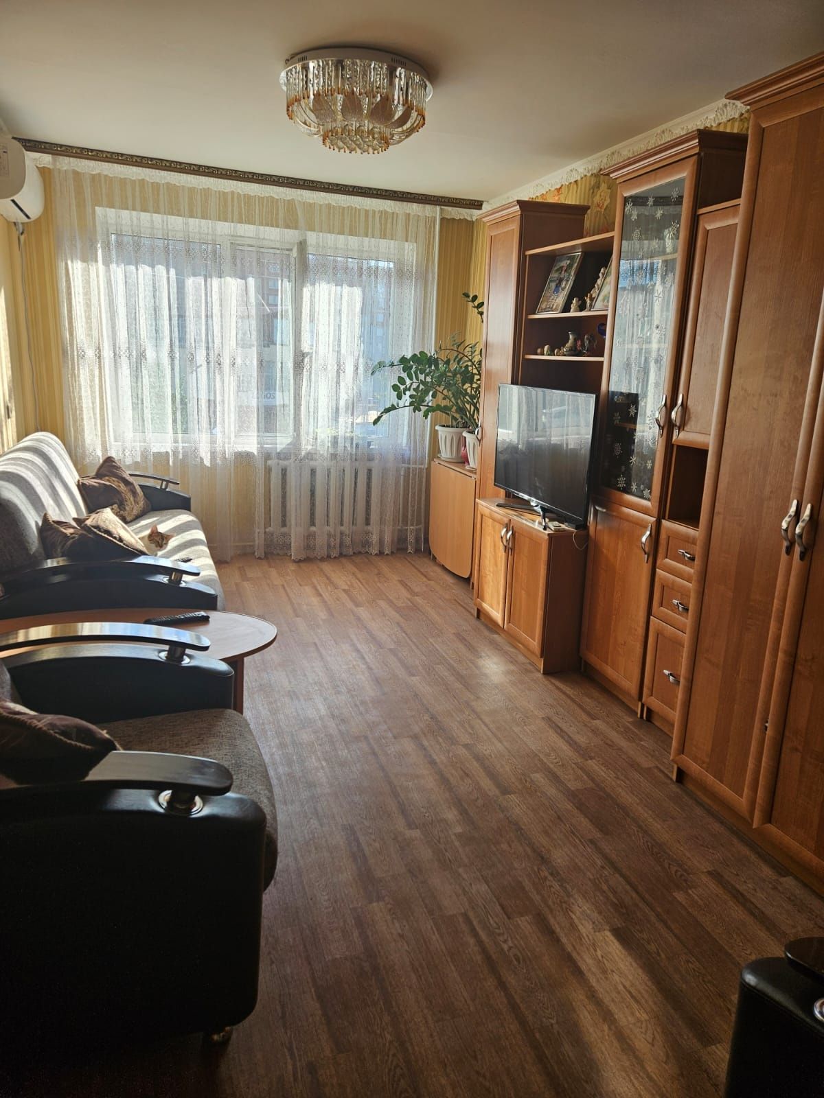 Продам 4х комн. кв. на 8 мкр