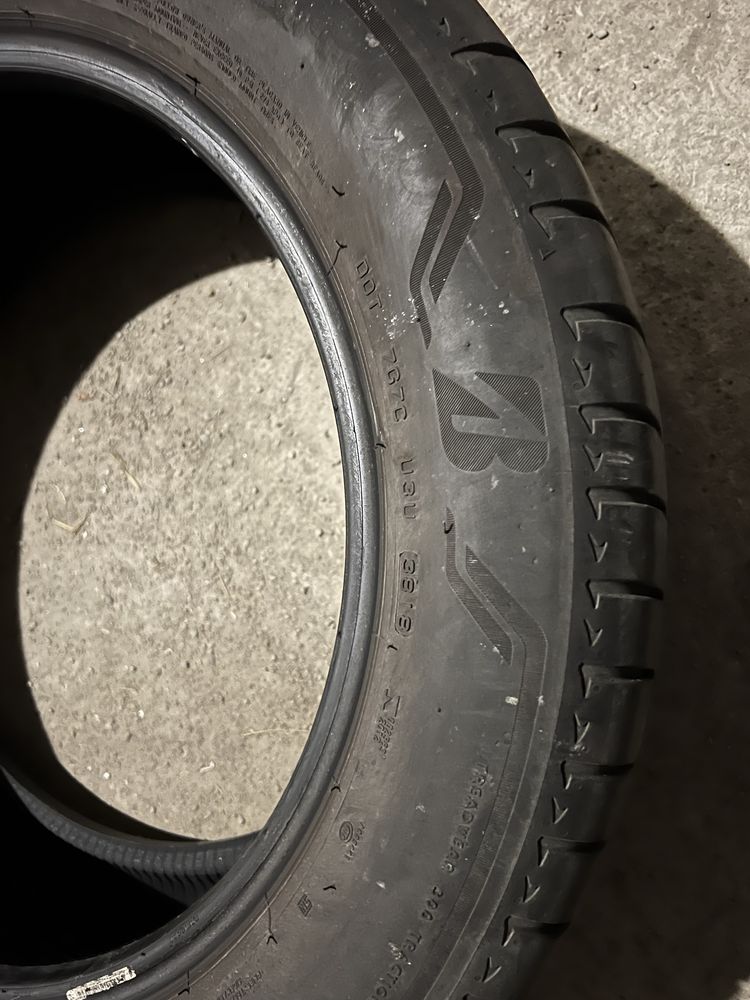 Комплект летни гуми 235/55 R18