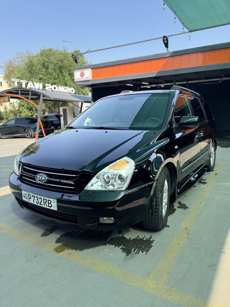 Kia Carnival Hi-Limousine 2007 full paket