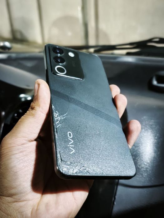 Vivo v29e  8+8. 256 talik