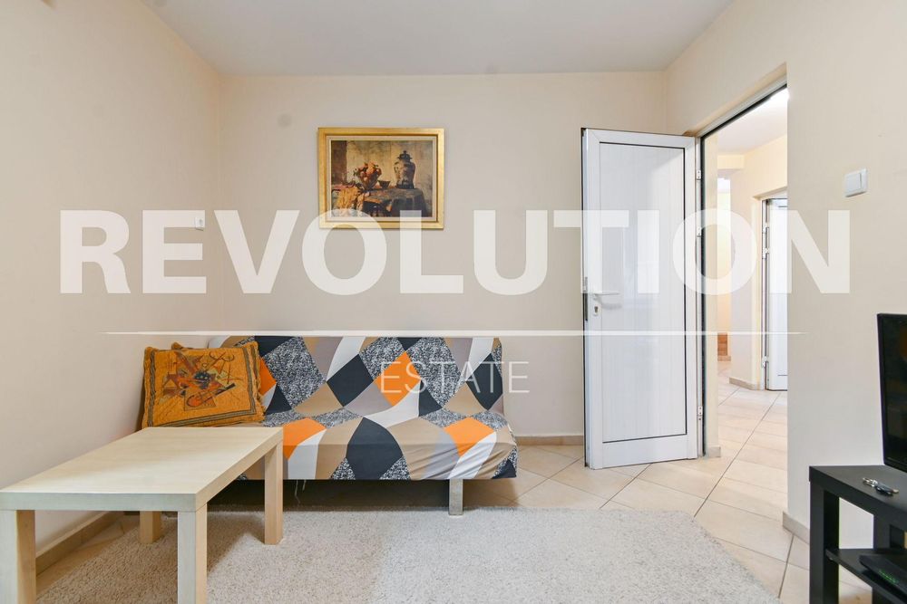 Дава се под наем Тристаен апартамент в София, Симеоново - 70 кв.м за 460 € - Снимка #2