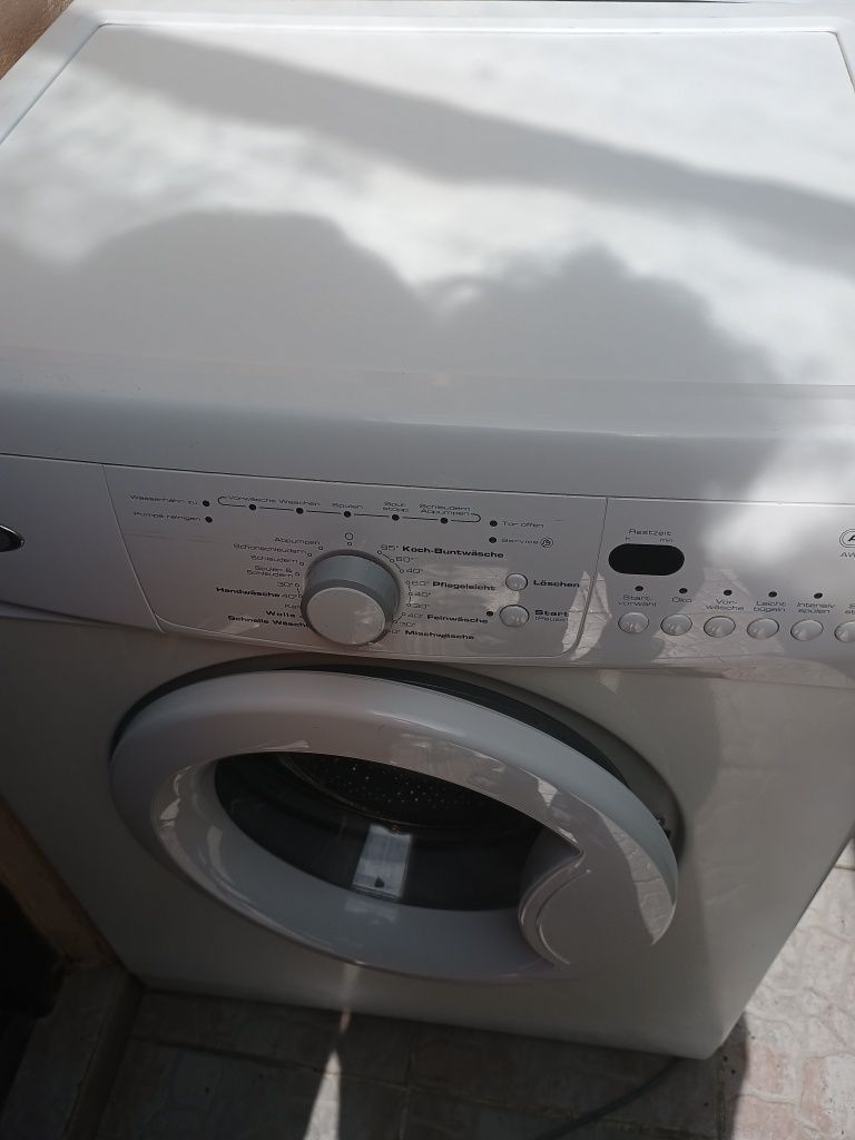 Mașină de spălat rufe Baunekt 27WN