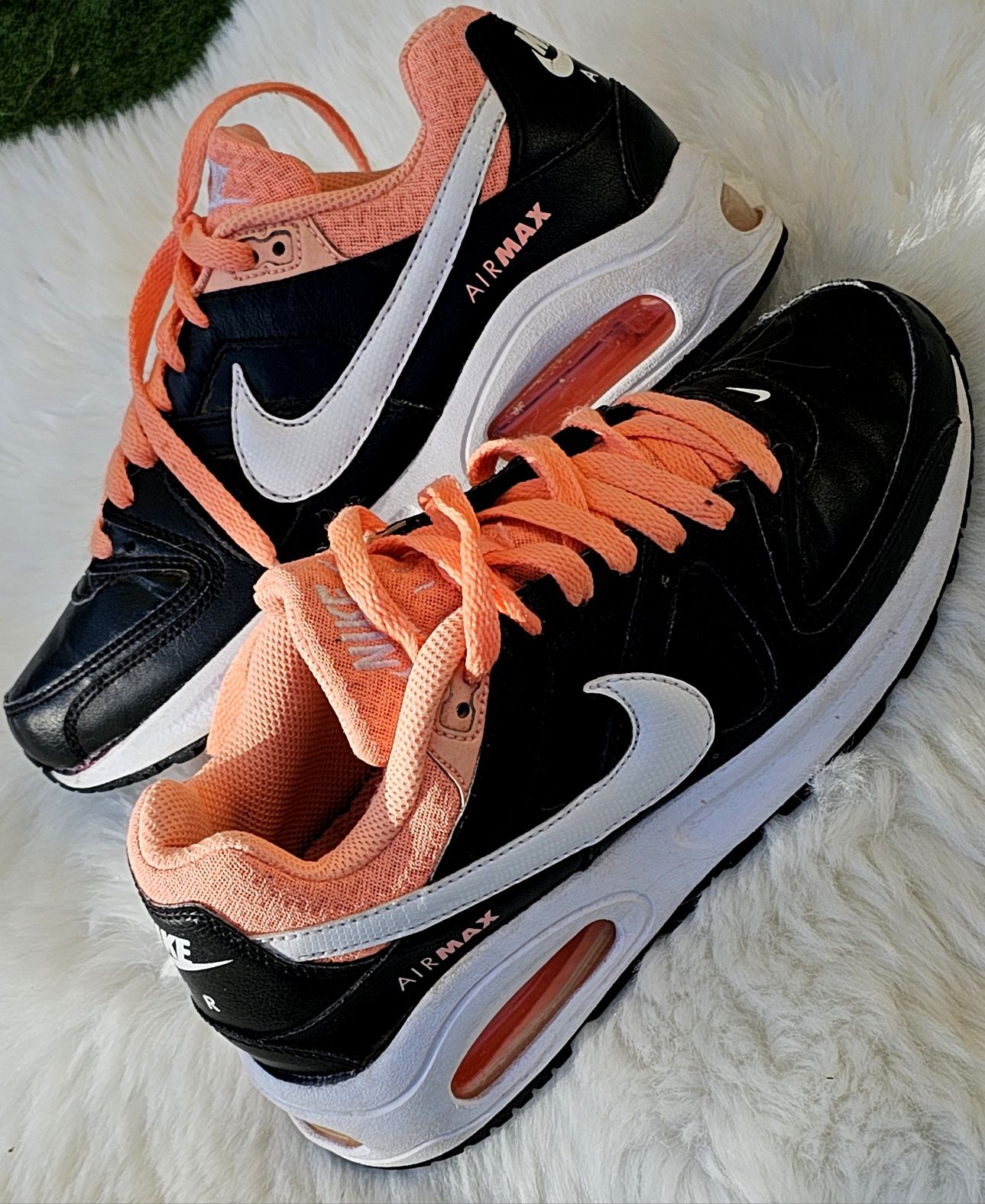 Nike Air Max Command Flex оригинални дамски сникърси естествена кож 38