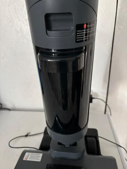 Продам пылесос Le Bot Y20