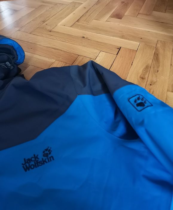Оригинално мъжко туристическо яке Jack wolfskin размер L