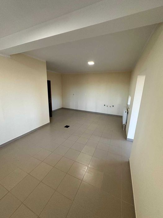 Hala si birouri 568,77 mp de inchiriat Cumparatura Suceava