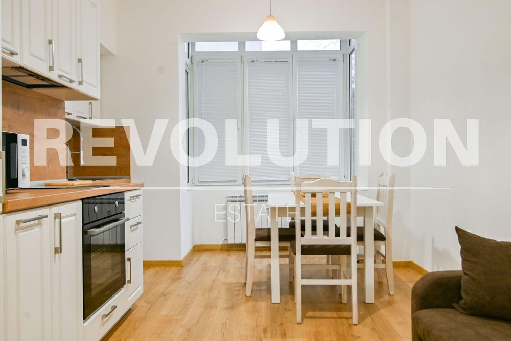 Двустаен апартамент в Център на София.