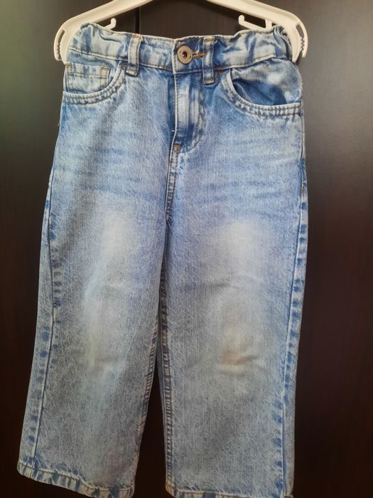 Hainute fetite in stare impecabila