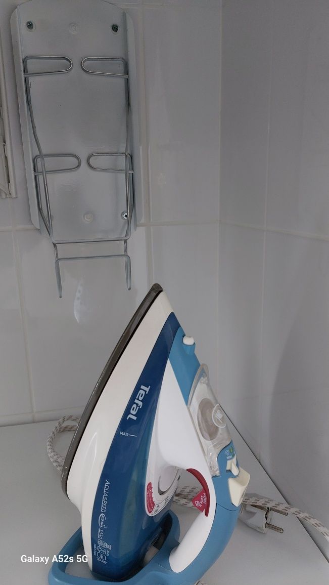 Fier de calcat Tefal