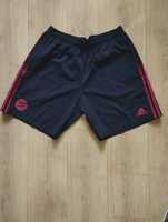 Pantaloni scurți Adidas - XL