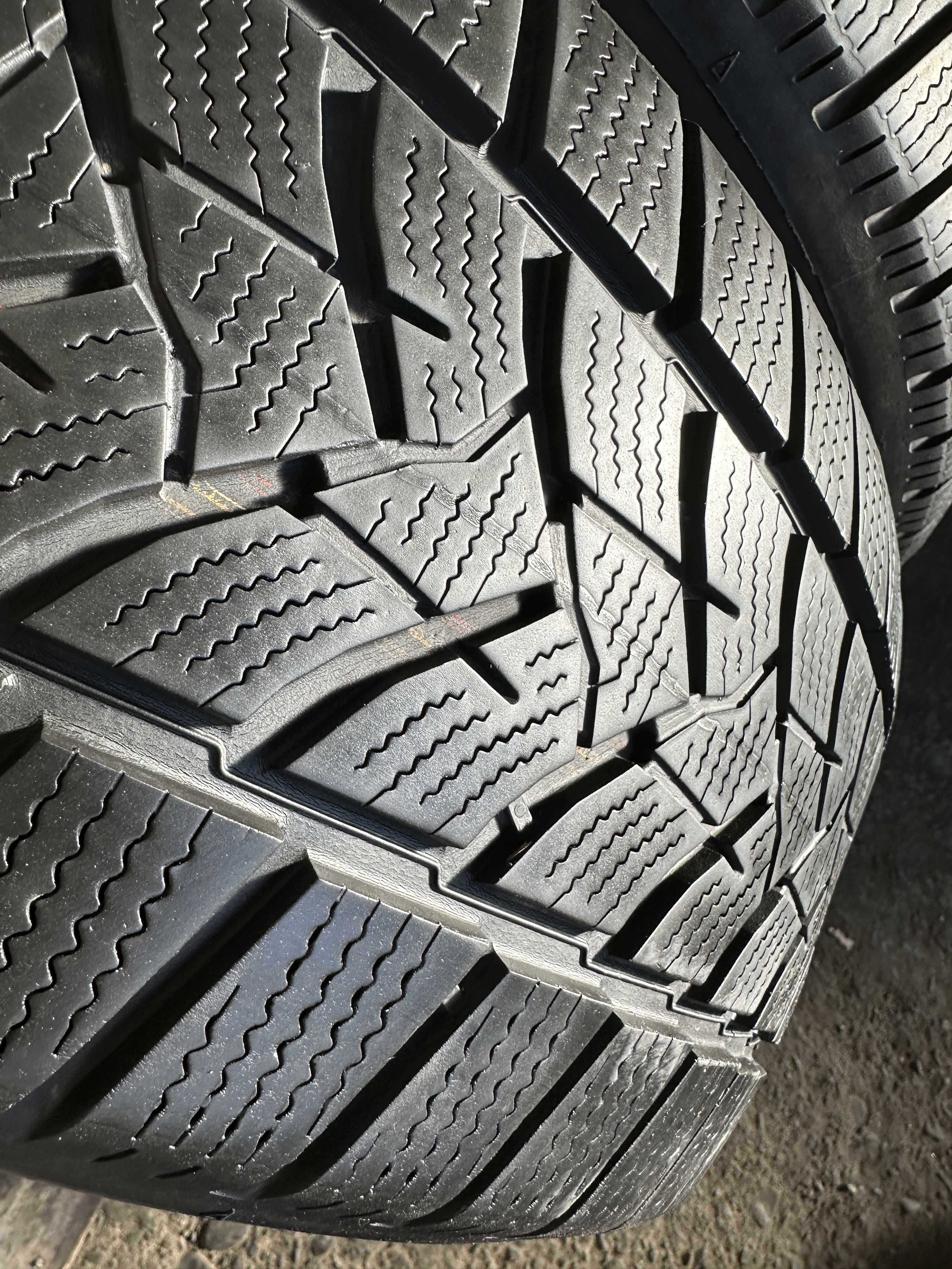 SET 2 Anvelope Iarna 215/60 R17 96H  DUNLOP Winter Sport 5 suv