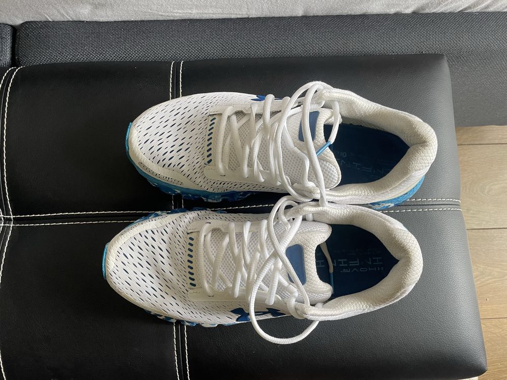Мъжки маратонки Under Armour 42 номер