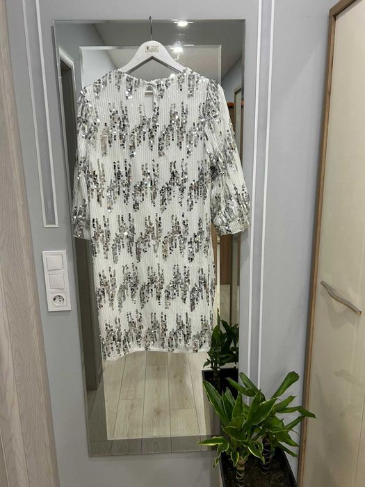 Официална рокля!