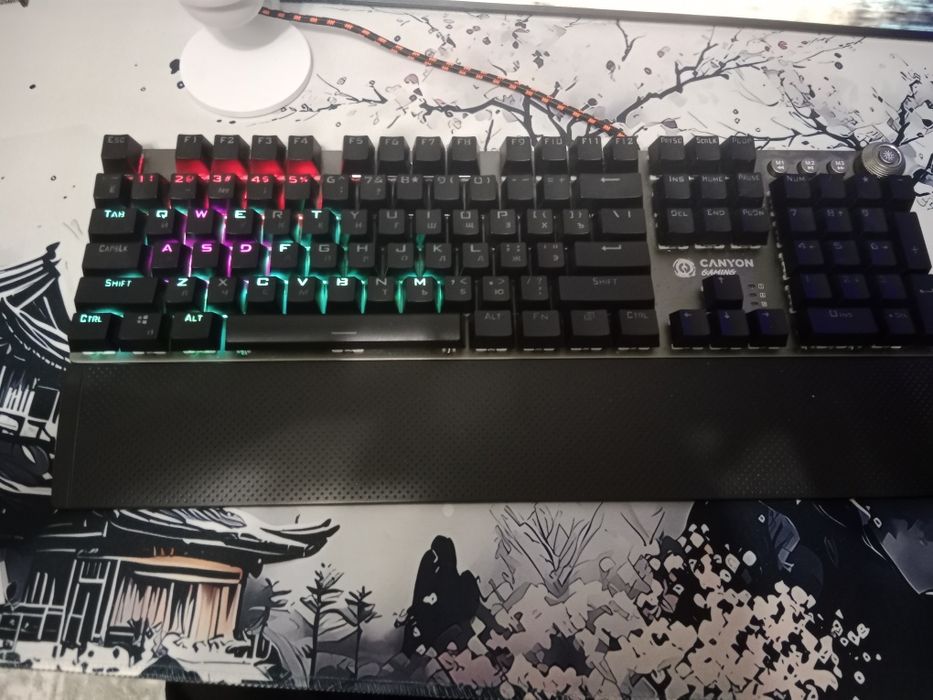 Клавяиура conyon geming