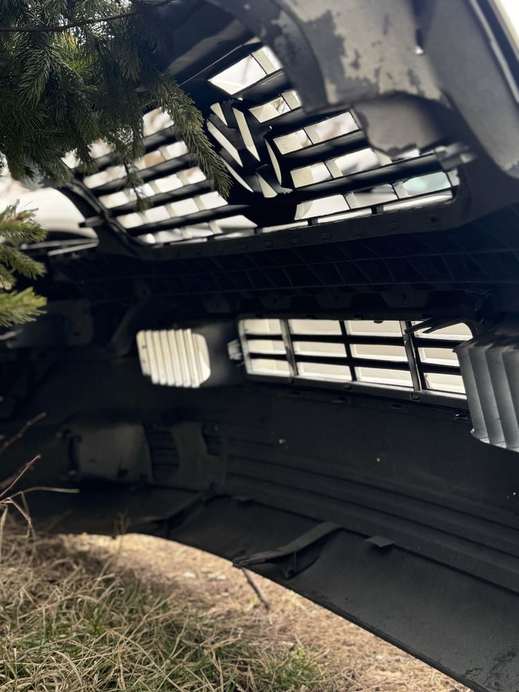 Предна броня за VW T5