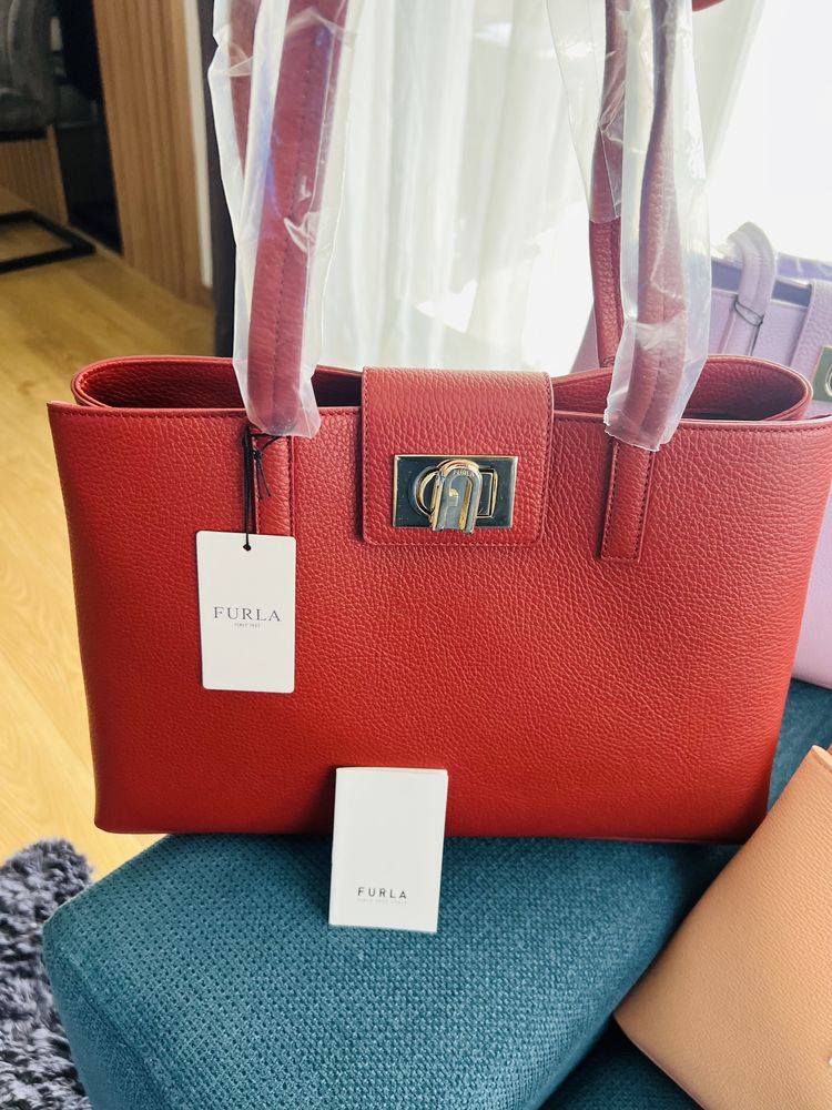 FURLA 1927 L Tote. Модел 2024г. С етикети,подаръчен плик Furla. Нови