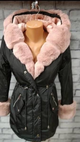 Шушлякова парка в черно с розов пух