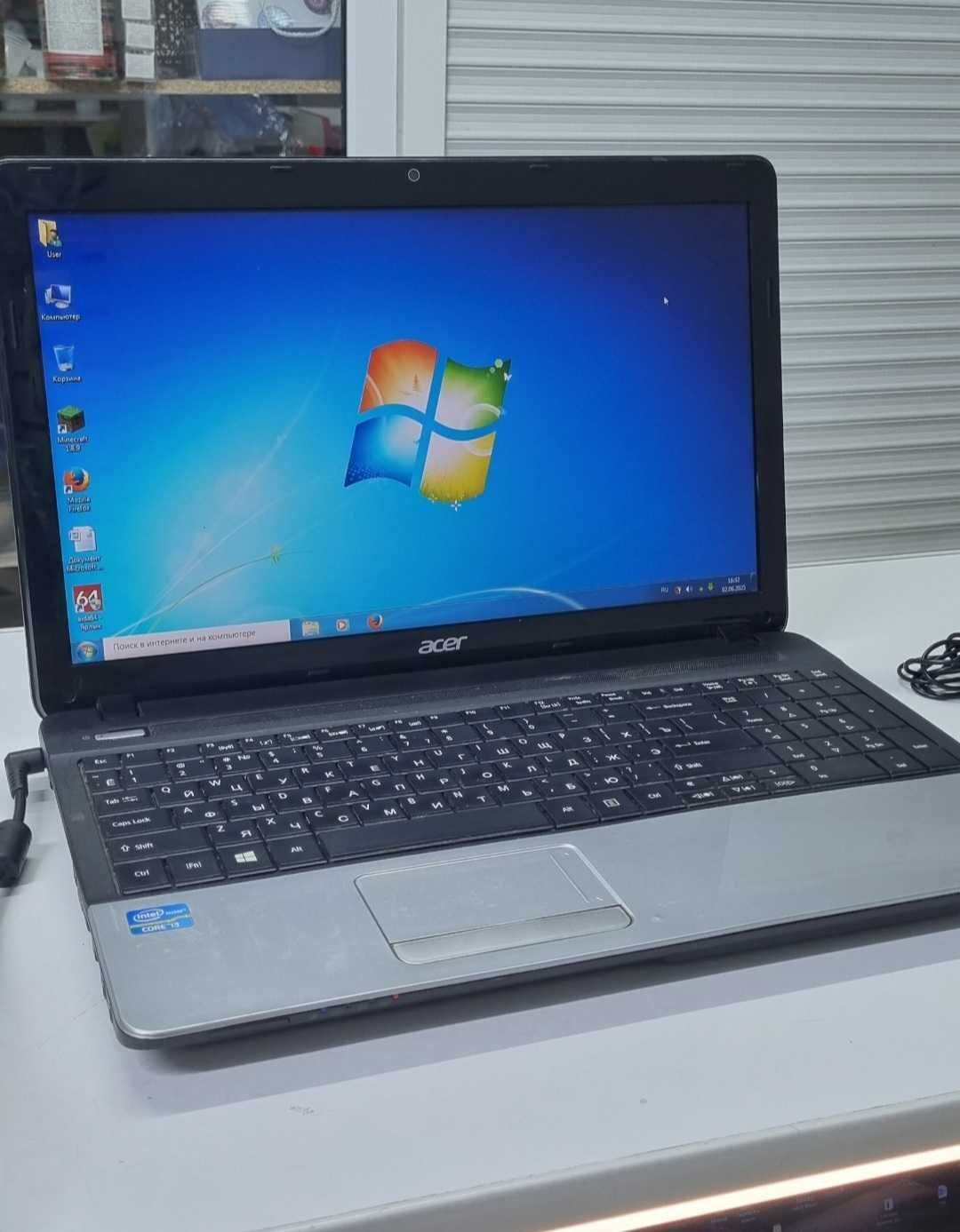 Acer E1 571G Core i3