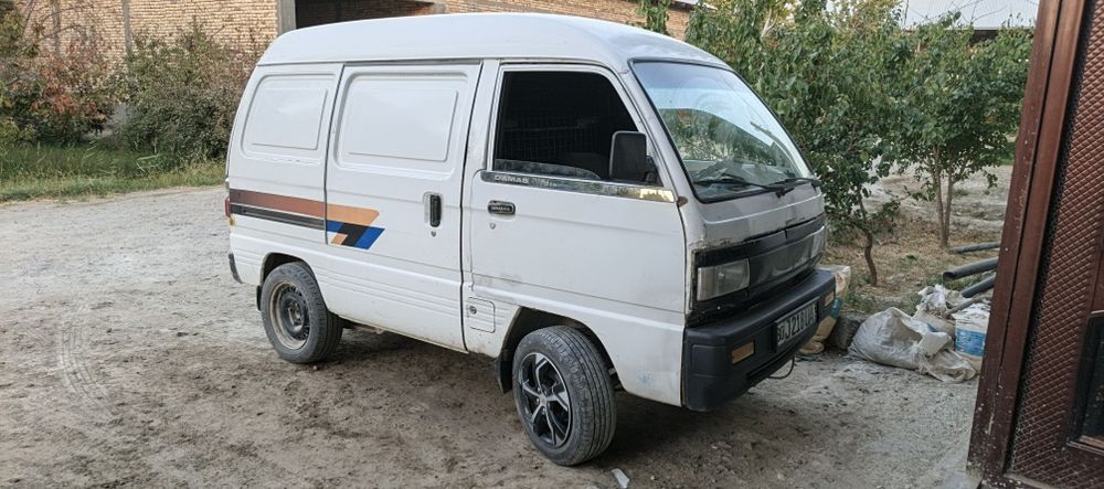Дамас ван.       .