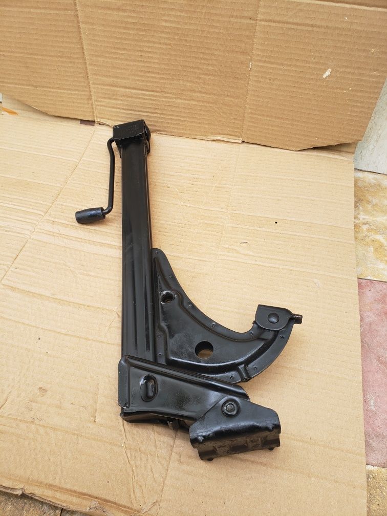 Cric bmw e 34 seria 5 original