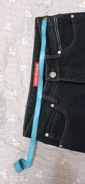Зимние джинсы 30 размер в отличном состоянии