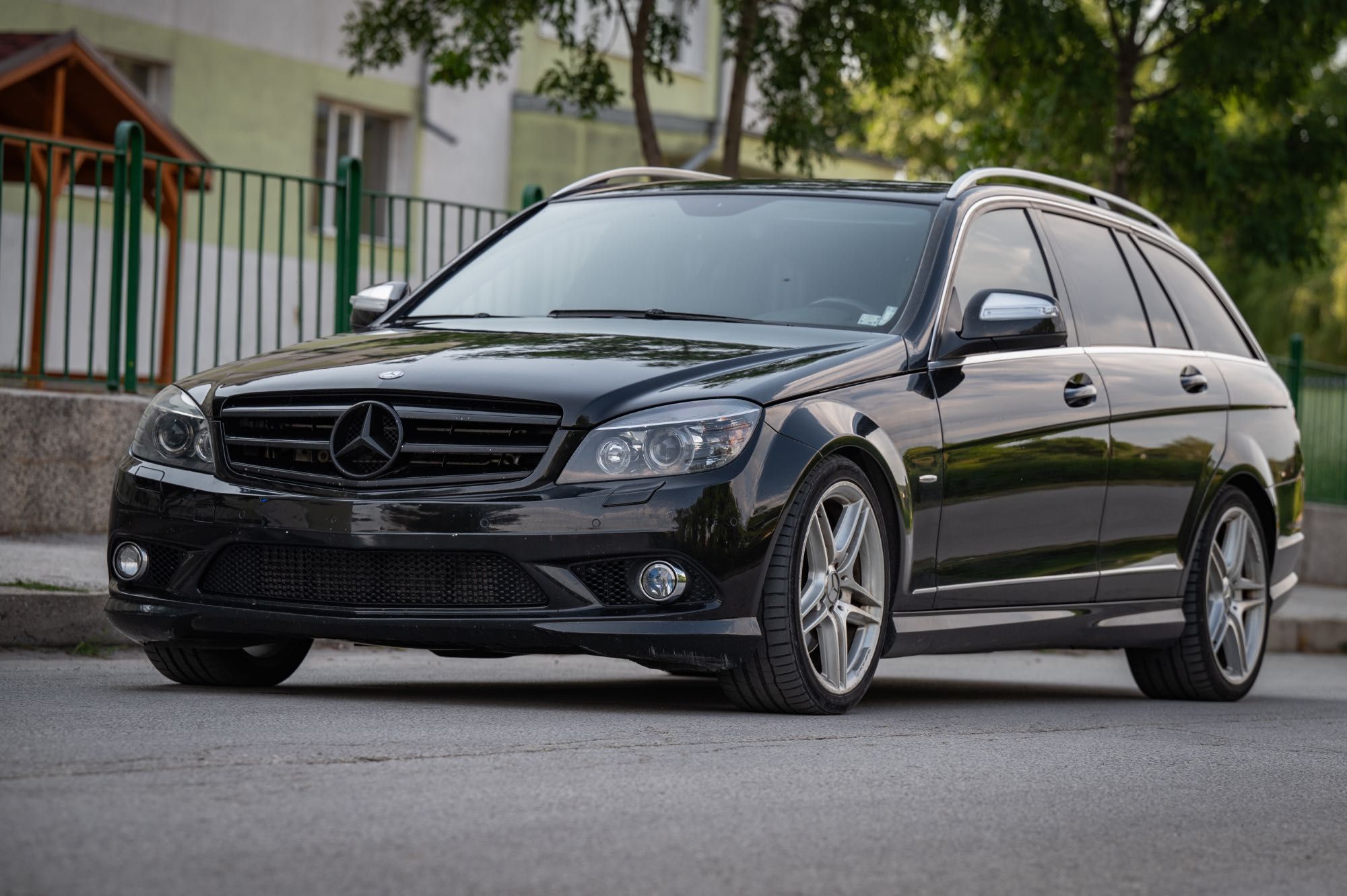 Mercedes-Benz c320