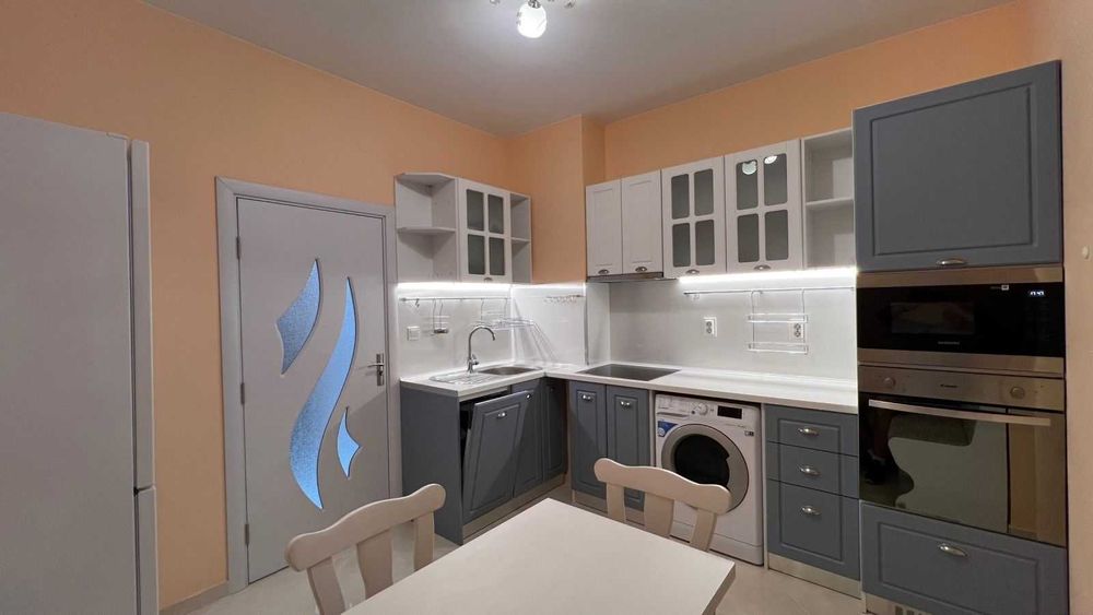 Дава се под наем Двустаен апартамент в София, Център - 66 кв.м за 750 € - Снимка #3