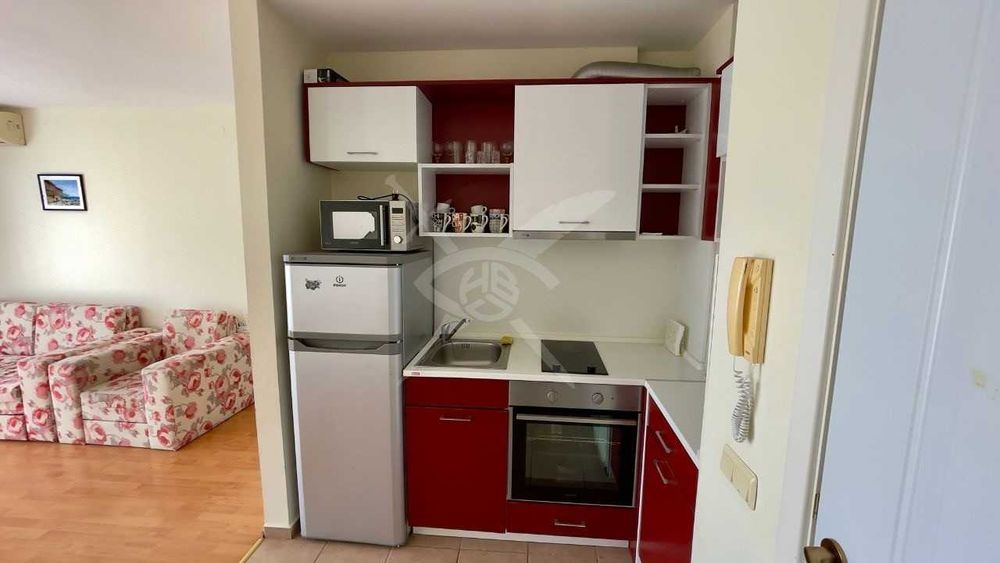 Продава се Тристаен апартамент в к.к. Слънчев бряг - 92 кв.м за 914 €/кв.м - Снимка #2