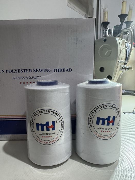 Продам нитки белые в наличии 250 бабин