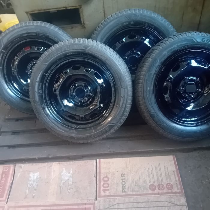 Cauciucuri cu genti de tabla